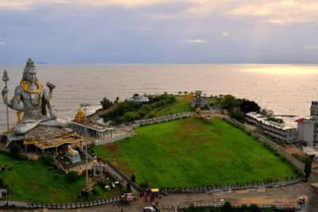 Murdeshwar Temple - Rai Tours & Travels